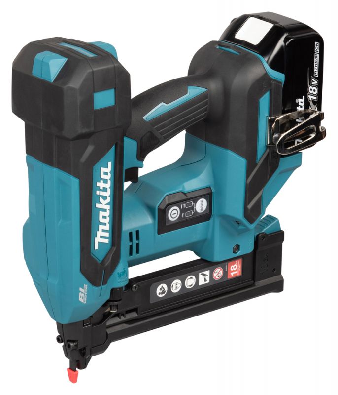 MAKITA DST630Z 18V Brushless Narrow Crown Stapler LXT Main Image